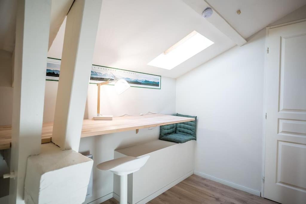 Appt Chalet Tarbes centre calme 2ch/Jardin Leilighet Eksteriør bilde